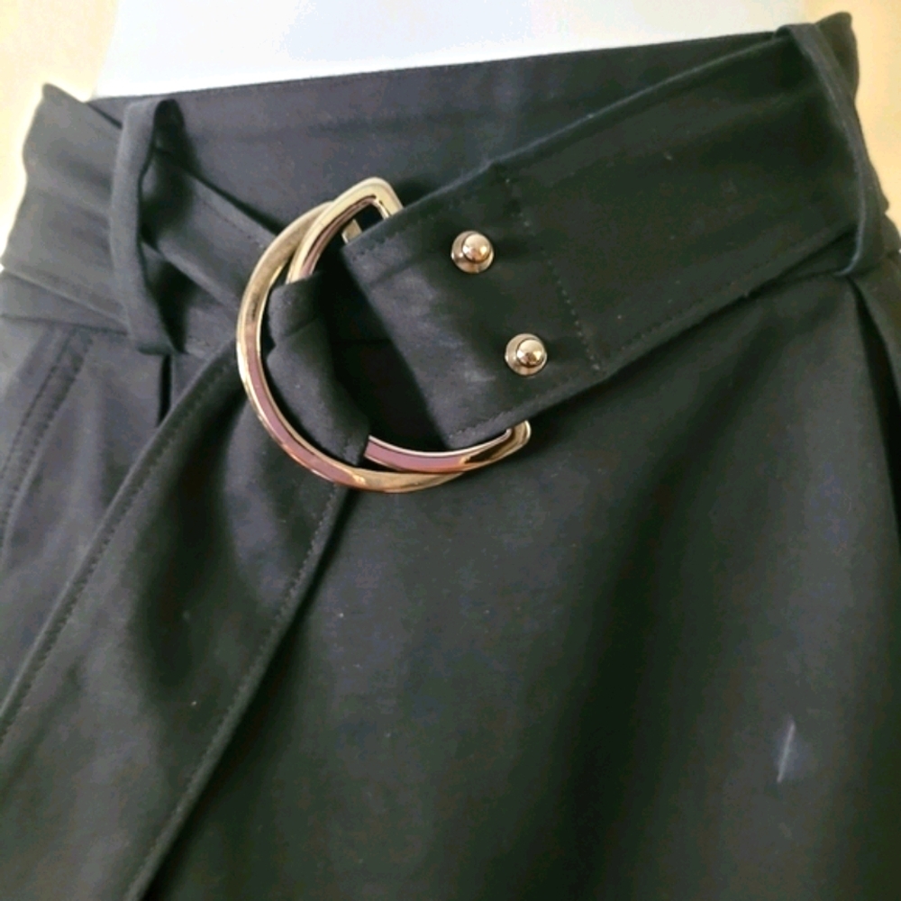 3/$20 bebe Pencil Skirt - Picture 10 of 10